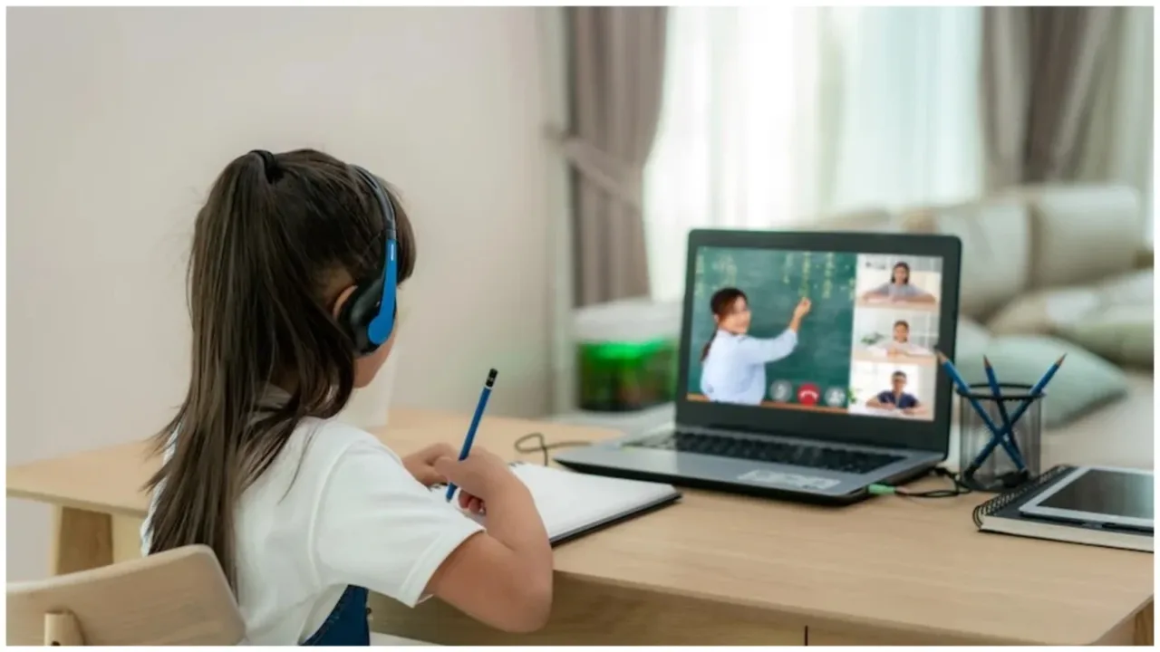 UAE distance learning extension