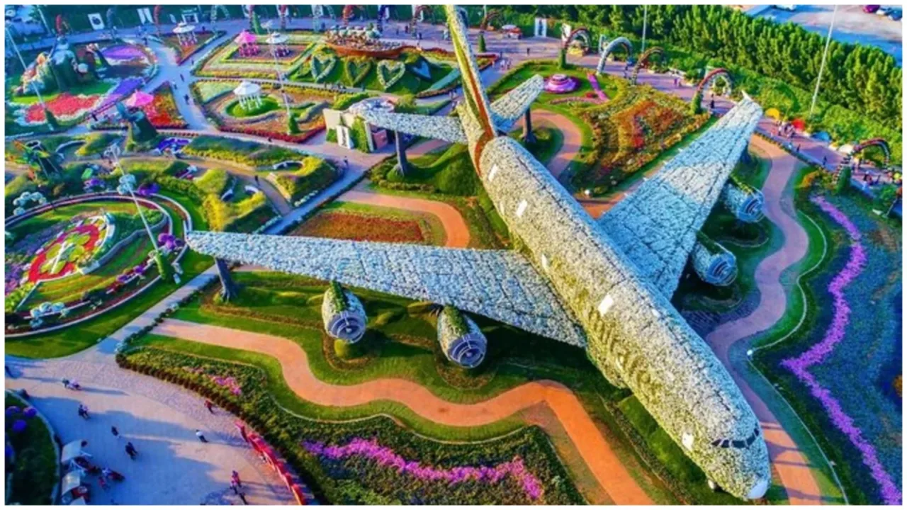 Dubai Miracle Garden free entry