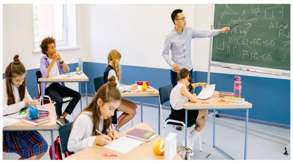 uae schools reopening