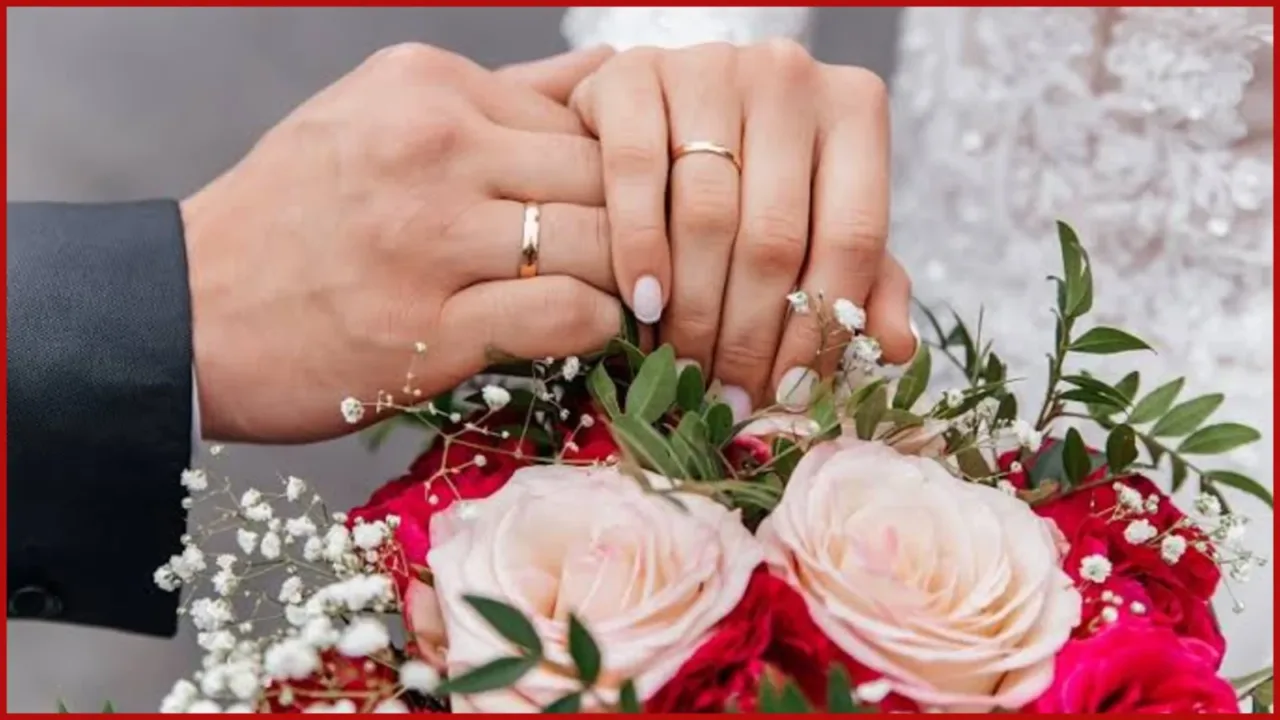 Dubai Happiness Card for newlyweds