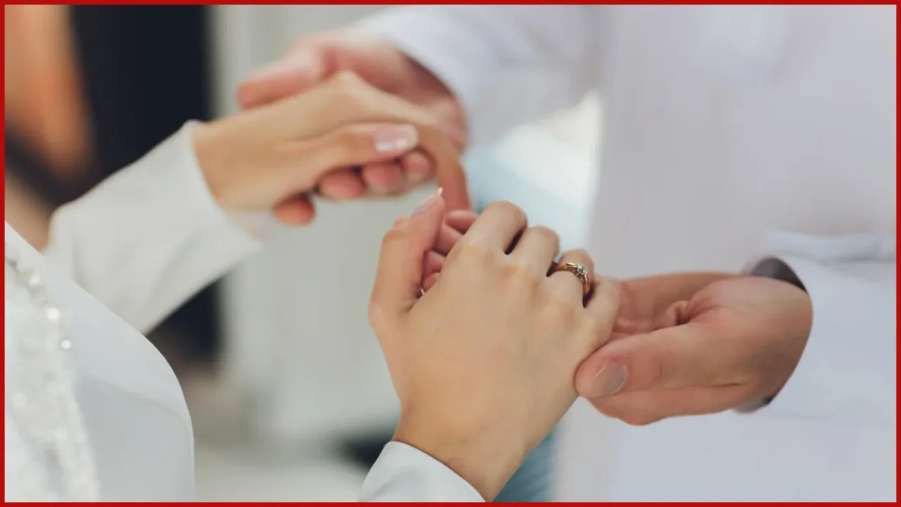 Dubai Happiness Card for newlyweds